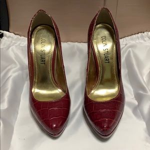 Red 5 inch pumps 👠